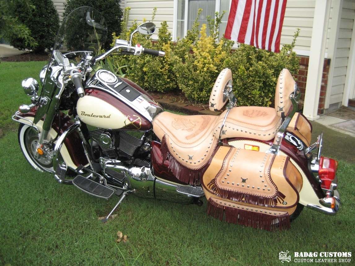 Suzuki Boulevard Veg Tan Tooled Seat and Saddlebags Set